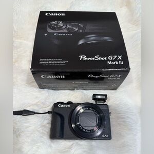 Canon G7X Mark III